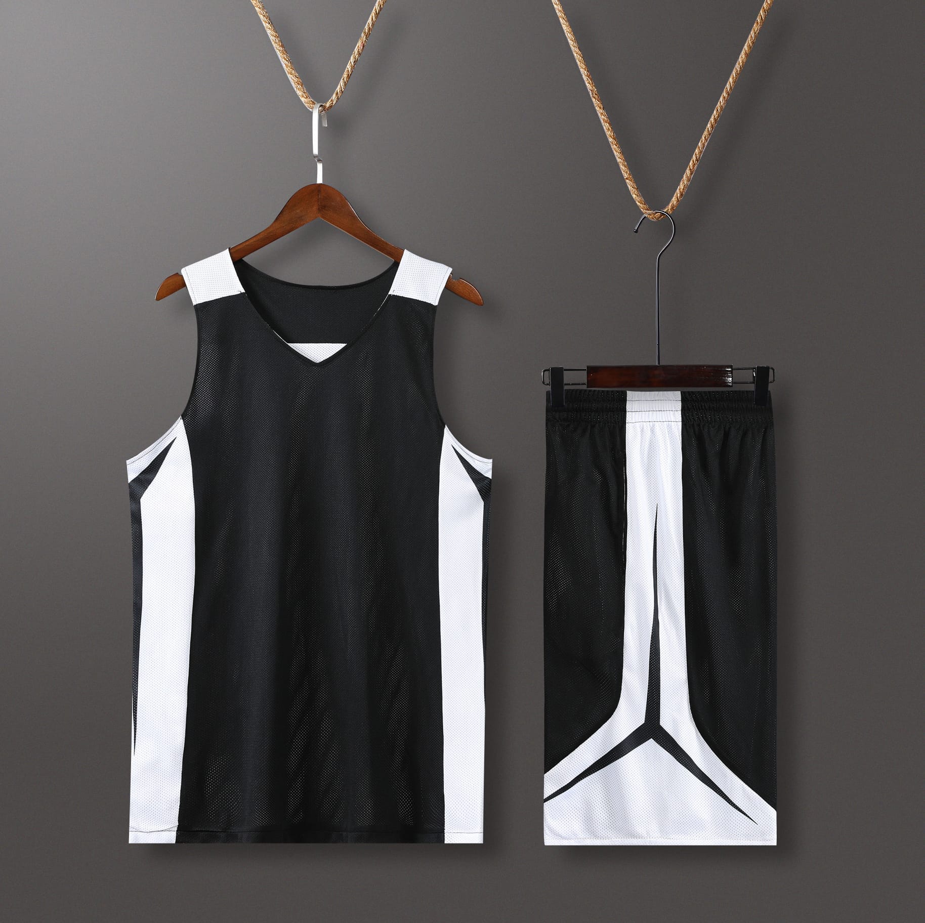 Men’s Performance Basketball Kit - Black/White